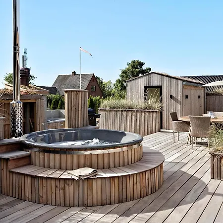 Holiday home Beautiful In With Sauna Humble