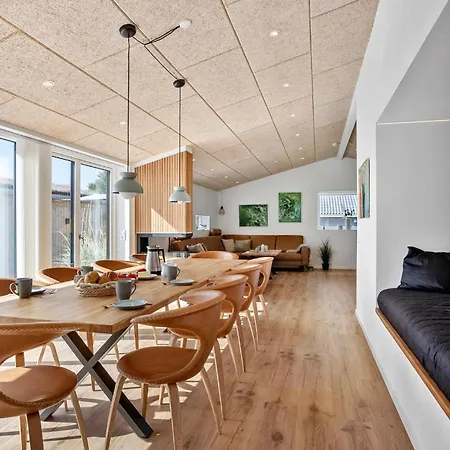 בית נופש Beautiful In With Sauna *