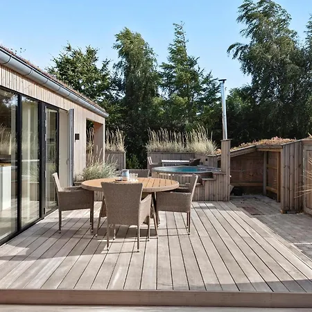 Beautiful In With Sauna